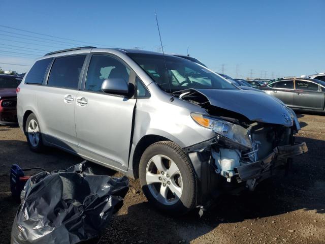 Photo 4 from auction – 2011 TOYOTA SIENNA LE with VIN 5TDKK3DCXBS075880