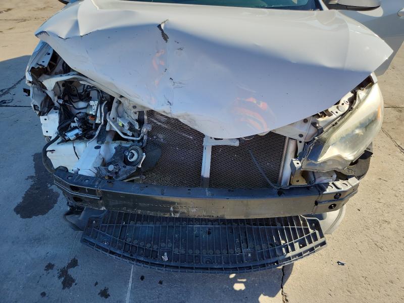 Photo 11 from auction – 2016 TOYOTA COROLLA L with VIN 5YFBURHEXGP448456