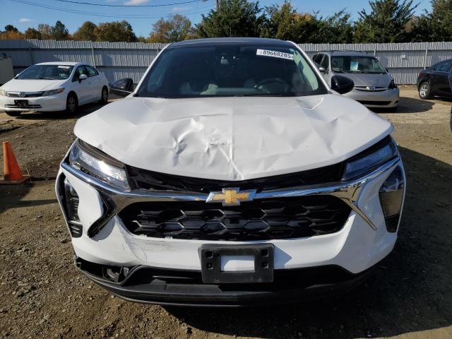 Photo 5 from auction – 2024 CHEVROLET TRAX LS with VIN KL77LFE23RC029990