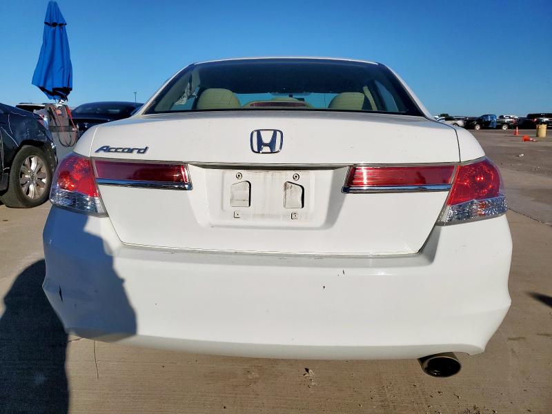 Photo 6 from auction – 2011 HONDA ACCORD LX with VIN 1HGCP2F32BA113386