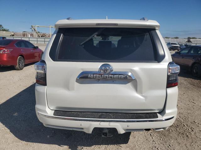 Photo 6 from auction – 2017 TOYOTA 4RUNNER SR with VIN JTEBU5JR1H5440262