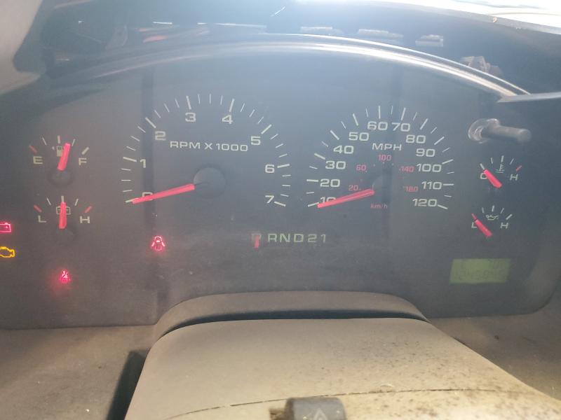 Photo 9 from auction – 2004 FORD F150 with VIN 1FTRF12W64NC55001