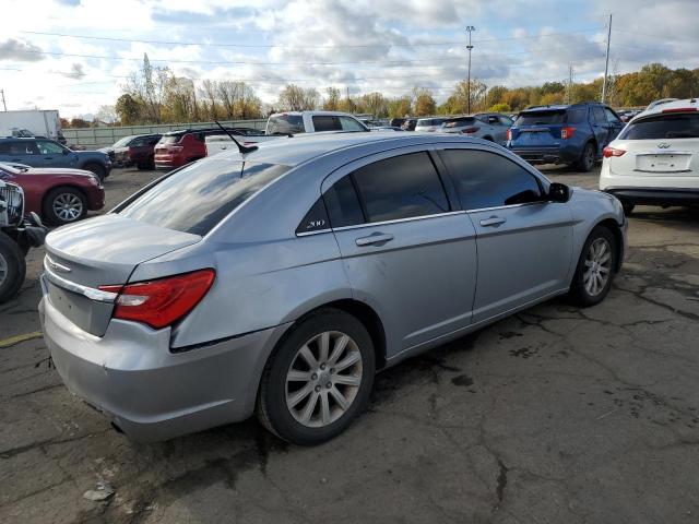 Photo 3 from auction – 2014 CHRYSLER 200 LX with VIN 1C3CCBAB5EN128202