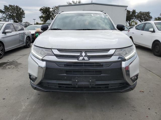 Photo 5 from auction – 2018 MITSUBISHI OUTLANDER with VIN JA4AD3A38JZ020569