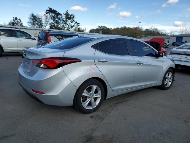 Photo 3 from auction – 2016 HYUNDAI ELANTRA SE with VIN 5NPDH4AE9GH768889
