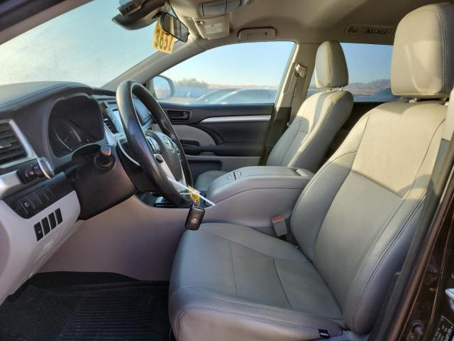 Photo 7 from auction – 2018 TOYOTA HIGHLANDER with VIN 5TDBGRFH2JS041718