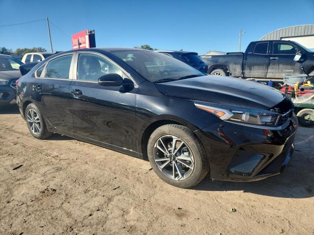 Photo 4 from auction – 2023 KIA FORTE with VIN 3KPF24AD5PE636296