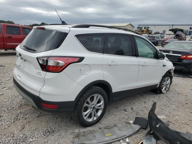 Photo 3 from auction – 2018 FORD ESCAPE SE with VIN 1FMCU0GD9JUC07597