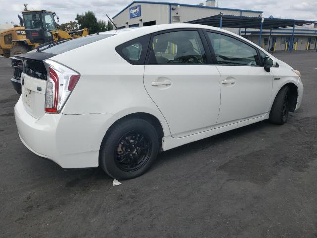Photo 3 from auction – 2013 TOYOTA PRIUS with VIN JTDKN3DU5D5601115