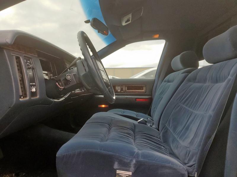 Photo 7 from auction – 1993 CADILLAC COMMERCIAL with VIN 1GEFH9072PR703679