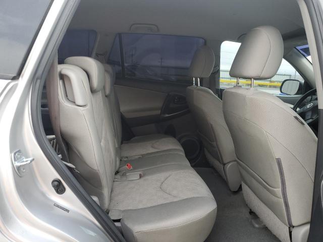 Photo 11 from auction – 2010 TOYOTA RAV4 with VIN 2T3BF4DV7AW057152