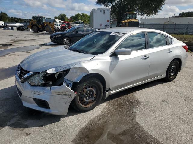 NISSAN ALTIMA 2.5 2017 with VIN 1N4AL3AP1HC284912 - Photo from auction