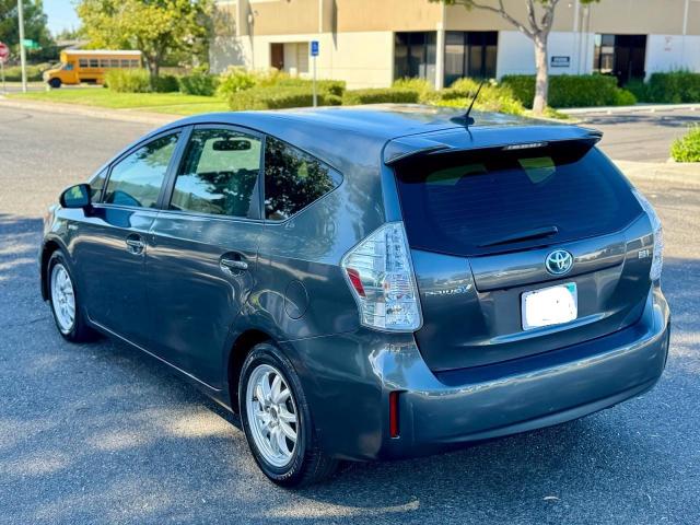 Photo 3 from auction – 2012 TOYOTA PRIUS V with VIN JTDZN3EU1C3156444
