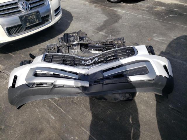 Photo 13 from auction – 2023 KIA TELLURIDE with VIN 5XYP6DGCXPG411317