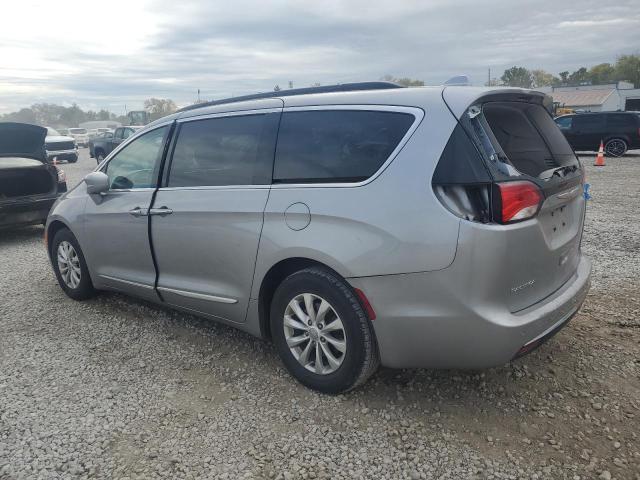Photo 2 from auction – 2017 CHRYSLER PACIFICA T with VIN 2C4RC1BG9HR823624