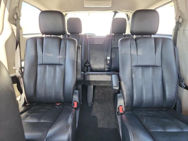 Photo 10 from auction – 2013 CHRYSLER TOWN & COU with VIN 2C4RC1BGXDR656779