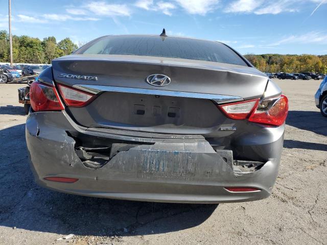 Photo 6 from auction – 2011 HYUNDAI SONATA SE with VIN 5NPEC4AC8BH131373