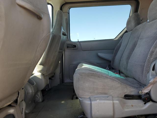 Photo 11 from auction – 2000 FORD WINDSTAR with VIN 2FMZA5147YBA35837