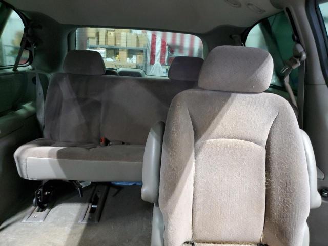 Photo 10 from auction – 2003 CHRYSLER TOWN & COU with VIN 2C4GP44L03R266215
