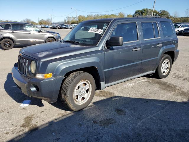 JEEP PATRIOT SP 2008 with VIN 1J8FF28W08D719758 - Photo from auction