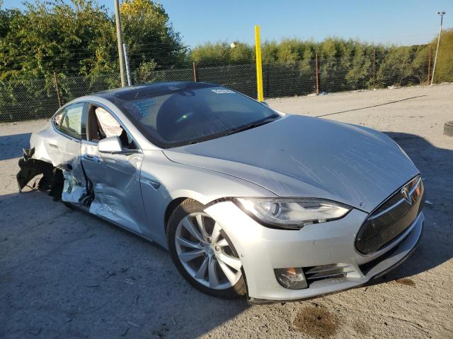 Photo 4 from auction – 2015 TESLA MODEL S P8 with VIN 5YJSA1H43FF091844