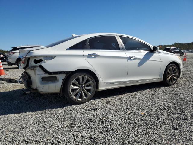 Photo 3 from auction – 2012 HYUNDAI SONATA SE with VIN 5NPEC4AC5CH368243