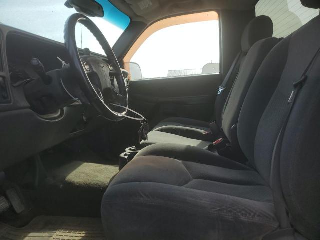 Photo 7 from auction – 2003 CHEVROLET SILVERADO with VIN 1GCEC14TX3Z136790