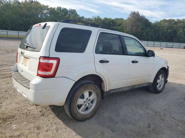 Photo 3 from auction – 2010 FORD ESCAPE XLT with VIN 1FMCU0D77AKD07515