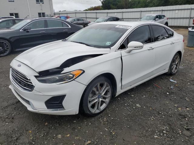 FORD FUSION SEL 2019 with VIN 3FA6P0CD2KR117124 - Photo from auction