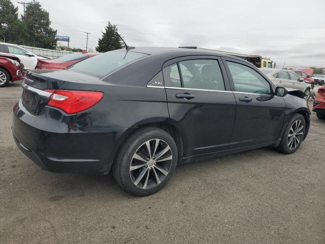 Photo 3 from auction – 2011 CHRYSLER 200 with VIN 1C3BC8FG8BN623167