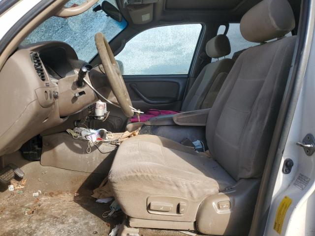 Photo 7 from auction – 2002 TOYOTA SEQUOIA SR with VIN 5TDBT44A92S096317