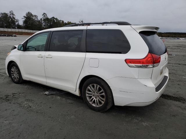 Photo 2 from auction – 2011 TOYOTA SIENNA XLE with VIN 5TDYK3DC9BS096794
