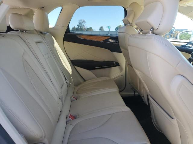 Photo 11 from auction – 2015 LINCOLN MKC with VIN 5LMTJ2AH1FUJ33080