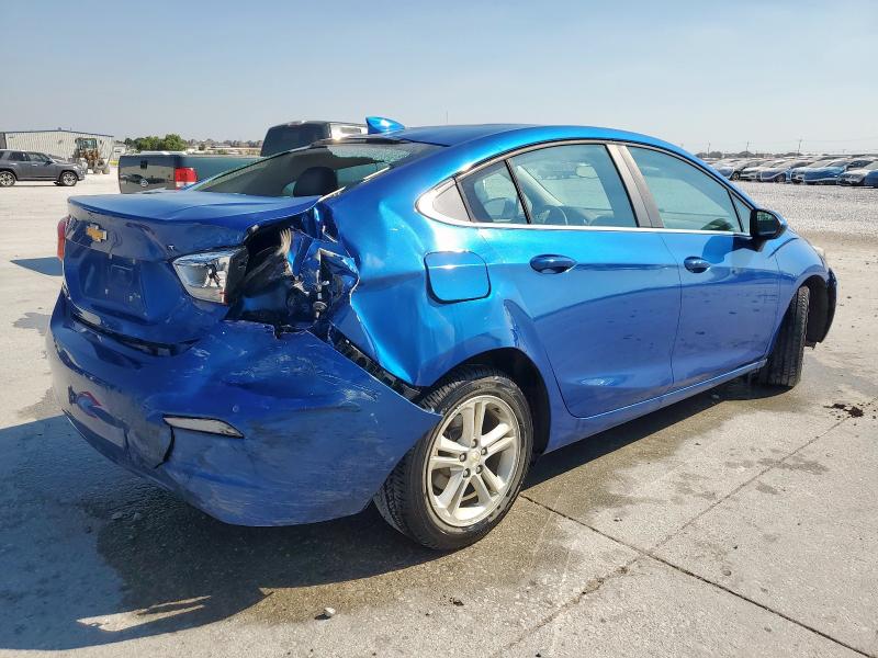 Photo 3 from auction – 2018 CHEVROLET CRUZE LT with VIN 1G1BE5SM2J7205280