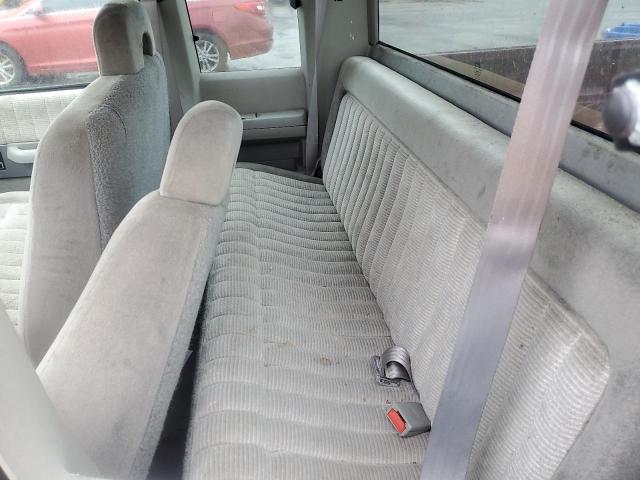 Photo 10 from auction – 1994 CHEVROLET GMT-400 C1 with VIN 2GCEC19K0R1106408