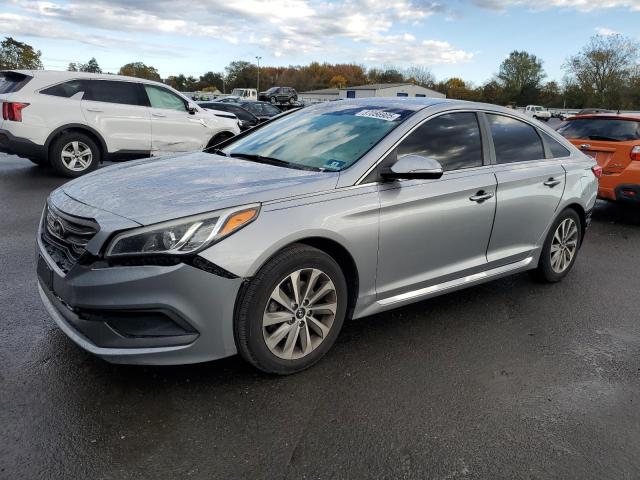 HYUNDAI SONATA SPO 2015 with VIN 5NPE34AF7FH060554 - Photo from auction