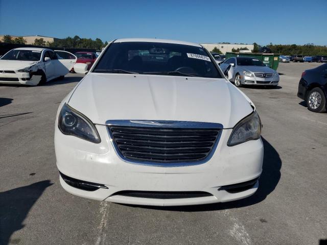 Photo 5 from auction – 2013 CHRYSLER 200 LIMITE with VIN 1C3CCBCG4DN509157
