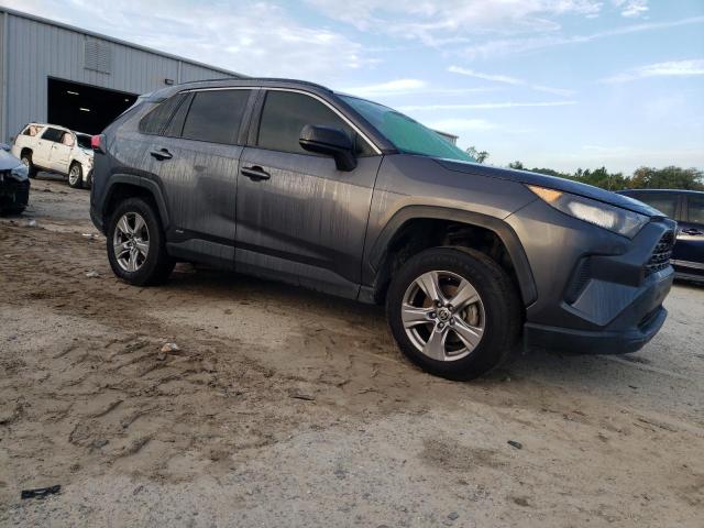 Photo 4 from auction – 2022 TOYOTA RAV4 LE with VIN JTMLWRFV5ND140631