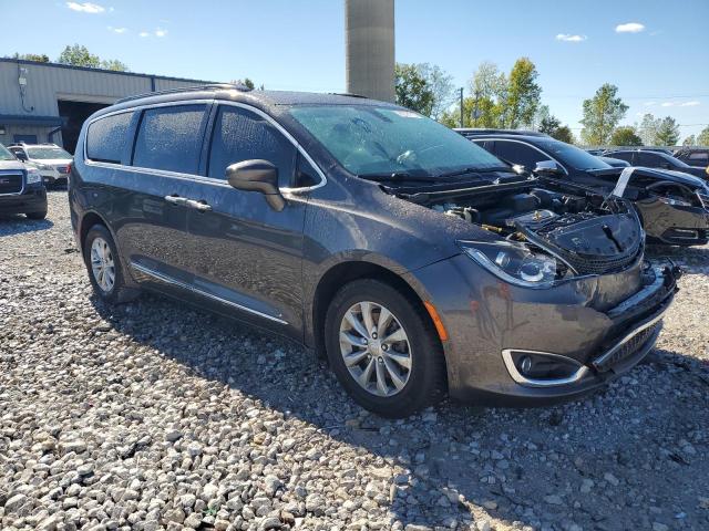 Photo 4 from auction – 2017 CHRYSLER PACIFICA T with VIN 2C4RC1BG7HR597793