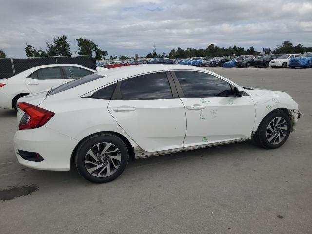 Photo 3 from auction – 2018 HONDA CIVIC EX with VIN 2HGFC2F77JH568259