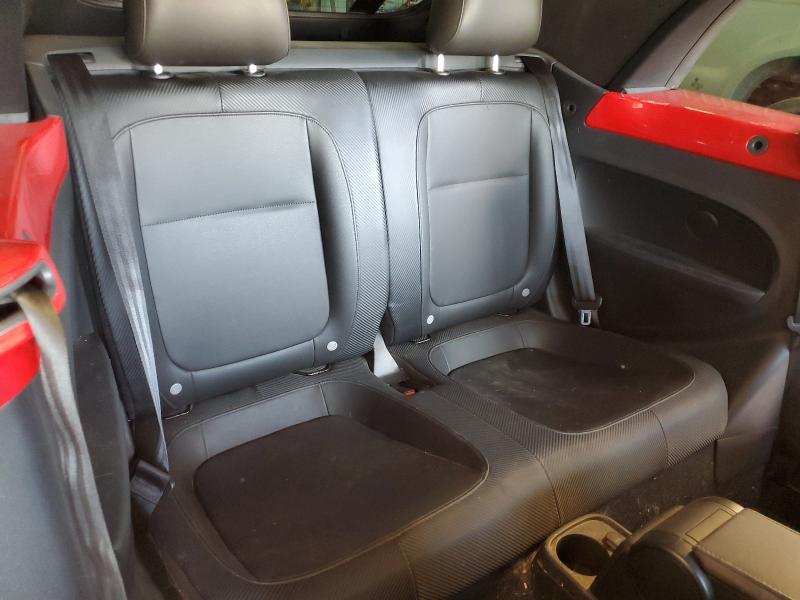 Photo 10 from auction – 2013 VOLKSWAGEN BEETLE with VIN 3VW5X7AT9DM802811