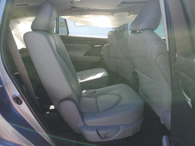 Photo 11 from auction – 2024 TOYOTA HIGHLANDER with VIN 5TDKDRAH4RS053929