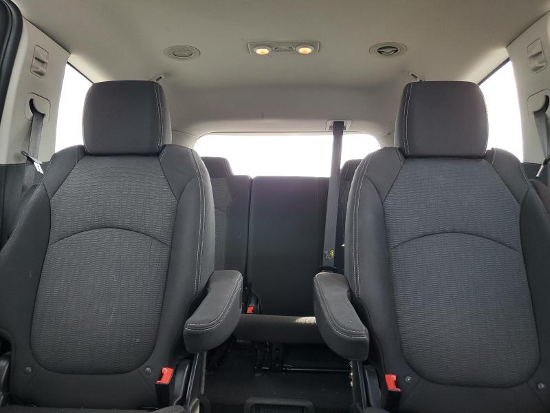 Foto 10 de la subasta – 2017 CHEVROLET TRAVERSE con VIN 1GNKRGKD2HJ234662
