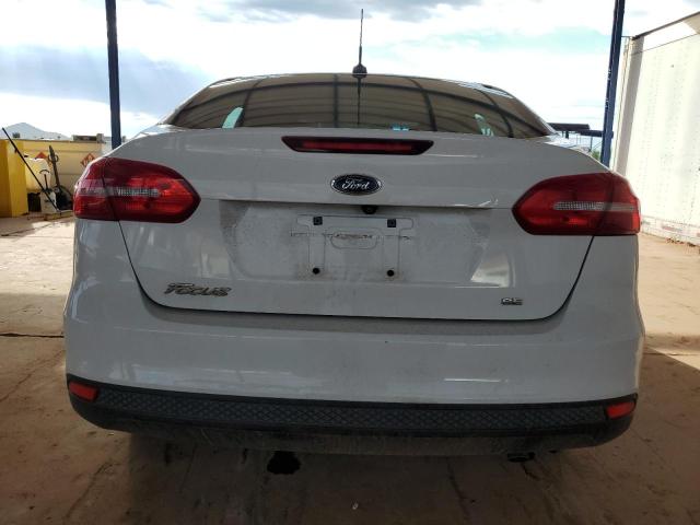 Photo 6 from auction – 2015 FORD FOCUS SE with VIN 1FADP3F21FL329830