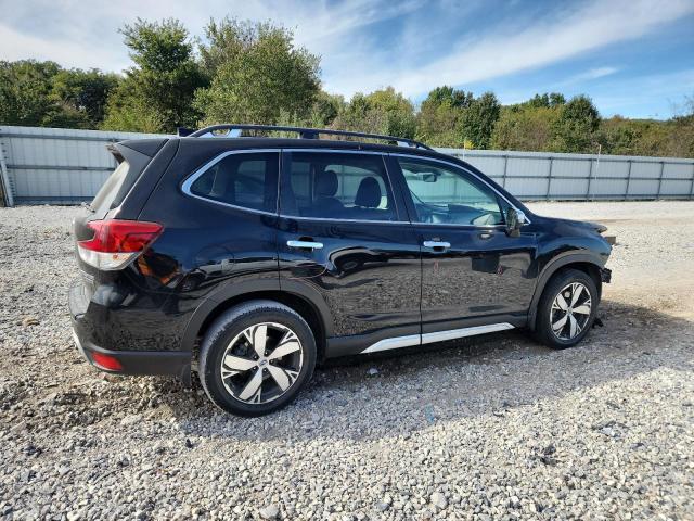 Photo 3 from auction – 2019 SUBARU FORESTER T with VIN JF2SKAWCXKH520559