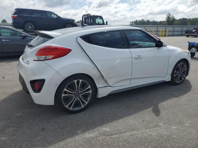 Photo 3 from auction – 2016 HYUNDAI VELOSTER T with VIN KMHTC6AE7GU292343