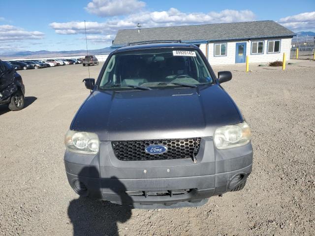 Photo 5 from auction – 2005 FORD ESCAPE XLS with VIN 1FMCU92Z85DA19957