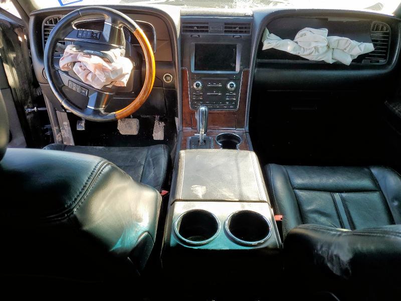 Photo 8 from auction – 2016 LINCOLN NAVIGATOR with VIN 5LMJJ3JT8GEL08440