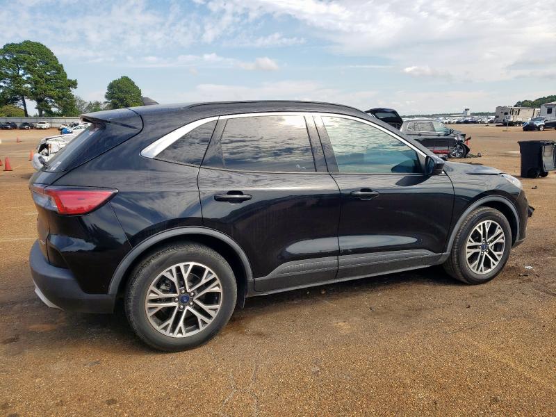 Photo 3 from auction – 2020 FORD ESCAPE with VIN 1FMCU0H60LUB10677