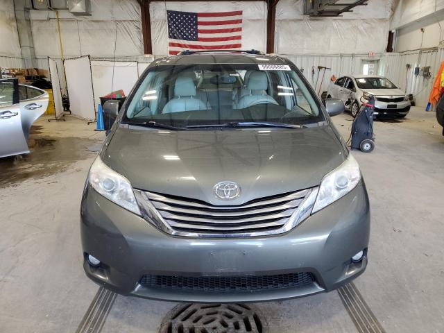 Photo 5 from auction – 2011 TOYOTA SIENNA XLE with VIN 5TDYK3DC7BS011581